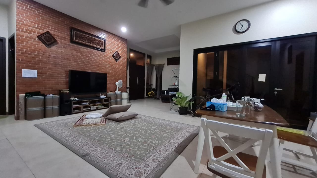 Di Jual Rumah Serenade Lagoon Grand Wisata
